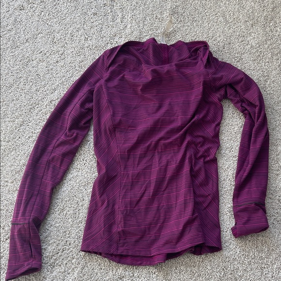 lululemon athletica Tops - Lululemon purple stripe top size 6